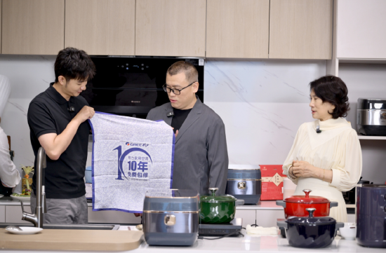 董明珠谈格力空调10年免费包修：最大的职业道德(⛓)就是不讲假话，骗人只能骗一时